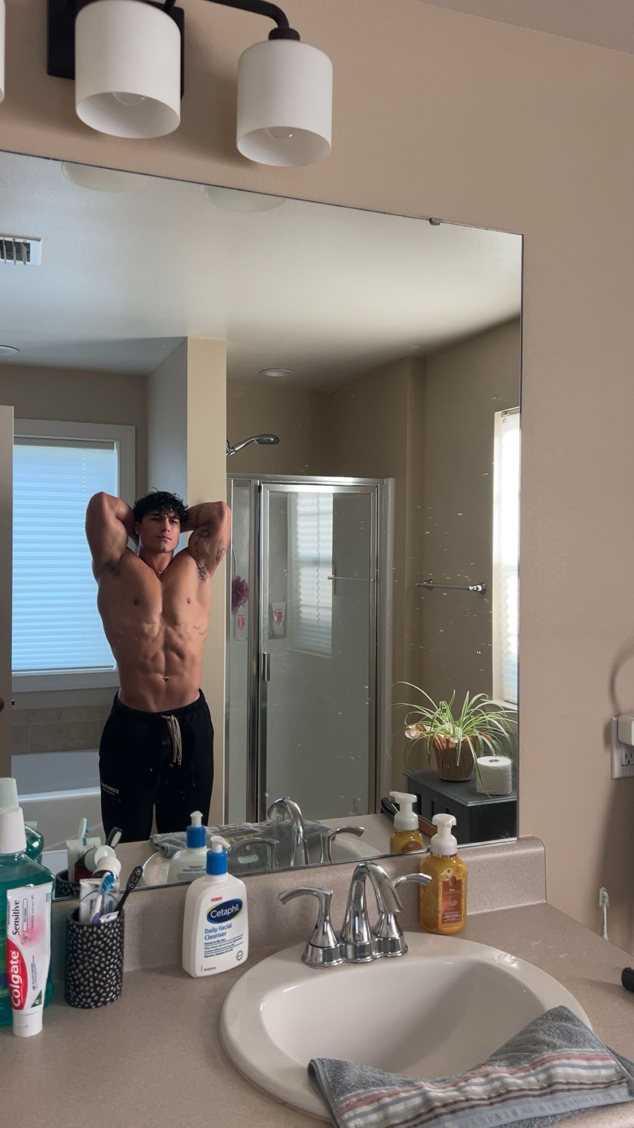 12-week Max Shred & Power Workout Program 2.0